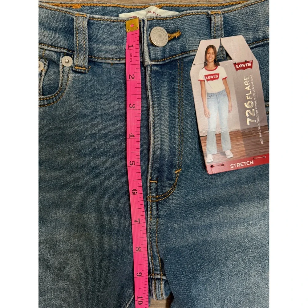 NWT Levi's 726 High Rise Flare Jeans Girls Size 10 Light Wash Stretch Denim